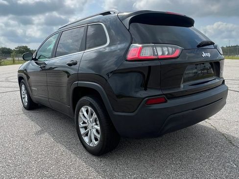 Used 2019 Jeep Cherokee Latitude Plus FWD image 5