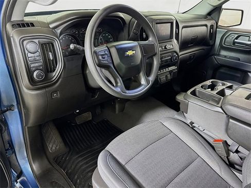 Used 2024 Chevrolet Silverado 1500 Custom image 7