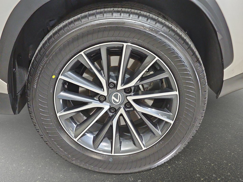 Used 2026 Lexus NX 350 AWD w/ Accessory Package (2T) image 32