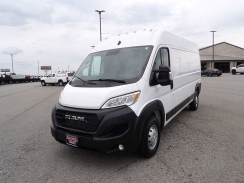 Used 2023 RAM ProMaster 2500 w/ Driver Convenience Group FWD image 55