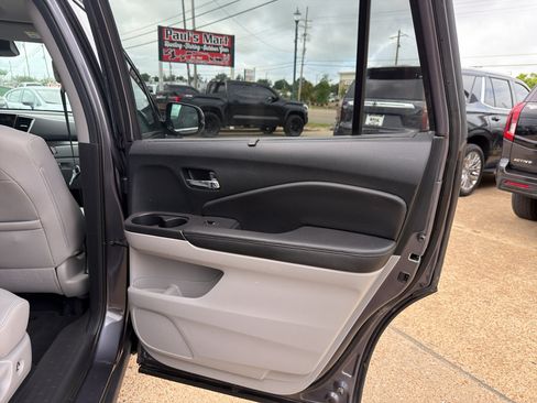 Used 2022 Honda Pilot EX-L image 31