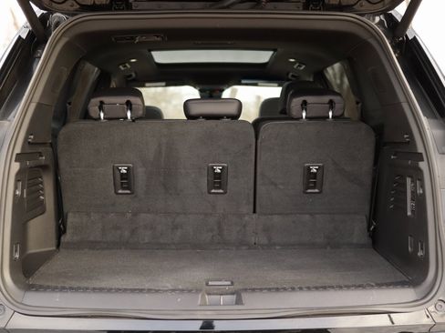 Used 2024 GMC Acadia Denali w/ Super Cruise Package image 34