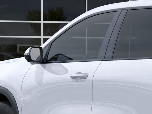 New 2026 GMC Acadia AT4 AWD/4WD image 12