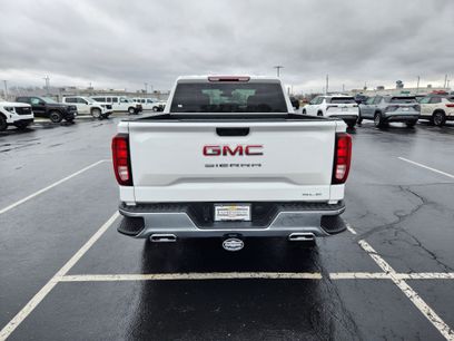 New 2026 GMC Sierra 1500 SLE