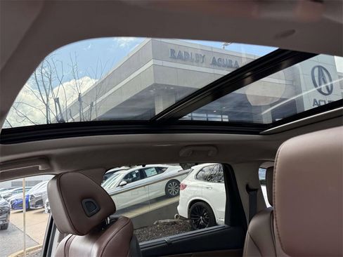 Certified 2023 Acura MDX FWD w/ Technology Package image 22