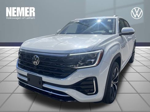 New 2026 Volkswagen Atlas Cross Sport SEL Premium R-Line image 1