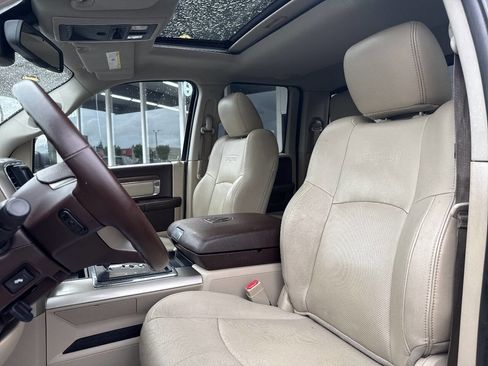 Used 2013 RAM 1500 Laramie w/ Convenience Group AWD/4WD image 31