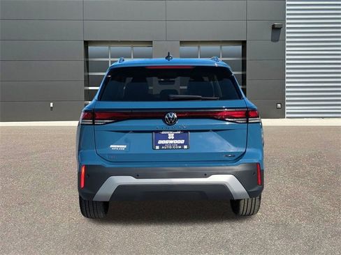 New 2026 Volkswagen Tiguan SE image 6