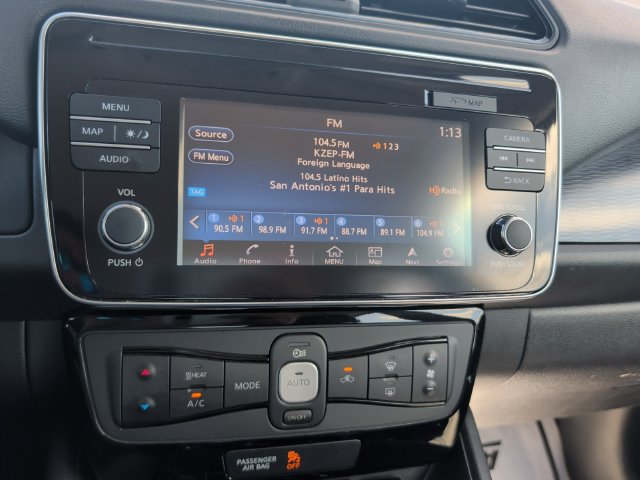 Used 2018 Nissan Leaf SL w/ SL Technology Package FWD image 15
