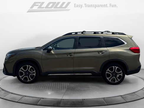 Used 2023 Subaru Ascent Limited w/ Technology Package AWD/4WD image 4