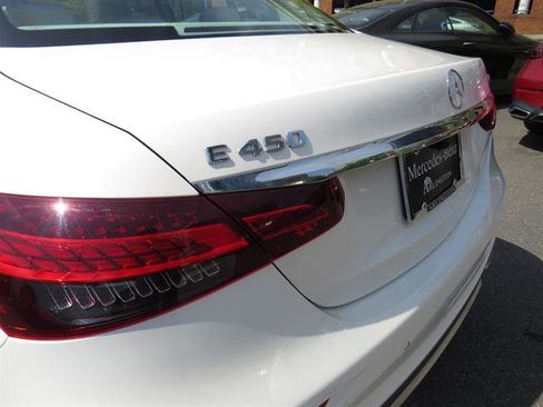 Certified 2021 Mercedes-Benz E 450 4MATIC Sedan image 31