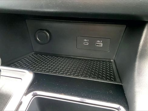 Used 2024 Nissan Pathfinder SV FWD image 34
