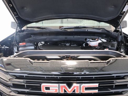 Used 2025 GMC Sierra 1500 Elevation image 43
