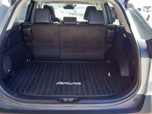 Used 2021 Toyota RAV4 XLE Premium AWD/4WD image 22