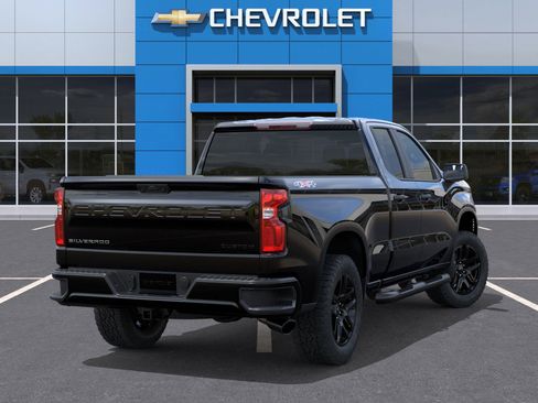 New 2026 Chevrolet Silverado 1500 Custom w/ Turbomax Blackout Package image 37