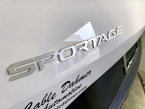 Certified 2024 Kia Sportage X-Line w/ X-Line Premium Package AWD/4WD image 8