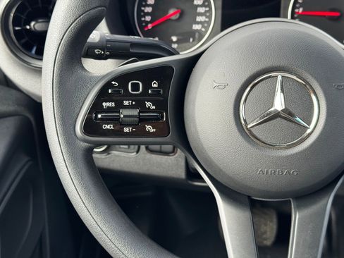 Used 2023 Mercedes-Benz Sprinter 1500 image 20