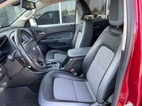 Used 2018 Chevrolet Colorado Z71 AWD/4WD image 10