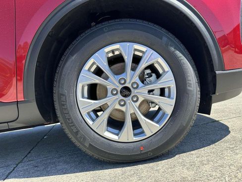 New 2025 Ford Escape Active w/ Active Premium Tech Pack image 12