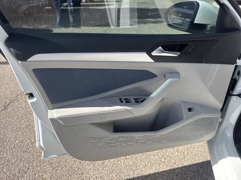 New 2026 Volkswagen Jetta SE image 11