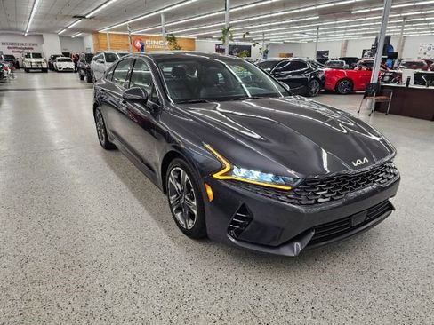 Used 2022 Kia K5 EX w/ EX Premium Package image 3