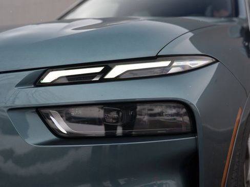 Used 2023 BMW X7 xDrive40i w/ Premium Package image 11