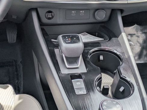 New 2025 Nissan Rogue SV AWD/4WD image 36