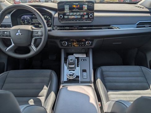 New 2025 Mitsubishi Outlander SE AWD/4WD image 7
