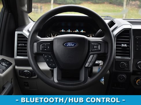 Used 2018 Ford F150 XLT w/ Trailer Tow Package image 11