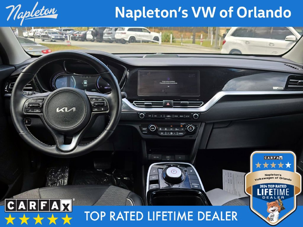 Used 2022 Kia Niro EX FWD image 11