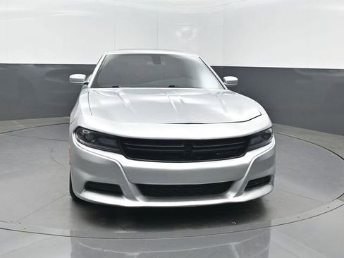 Used 2021 Dodge Charger SXT w/ Leather Interior Group RWD image 34