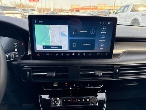 Certified 2023 Lincoln Corsair FWD image 22