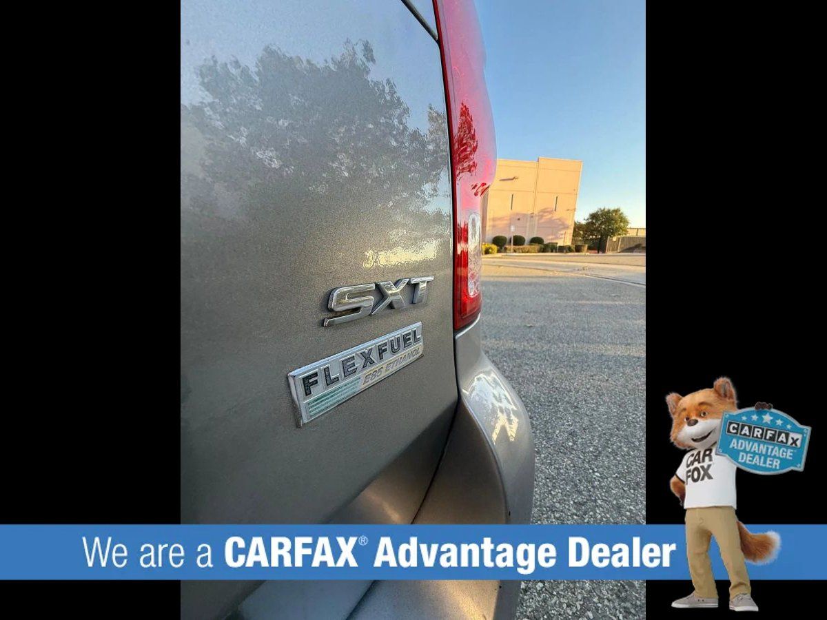 Used 2018 Dodge Grand Caravan SXT FWD image 19