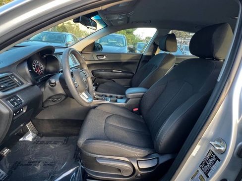 Used 2019 Kia Optima LX image 18
