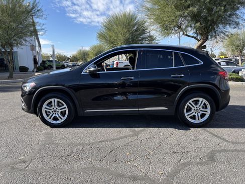 Used 2023 Mercedes-Benz GLA 250 GLA 250 w/ Premium Package image 2