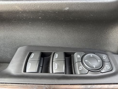 Used 2021 GMC Sierra 1500 SLT w/ SLT Convenience Package AWD/4WD image 14