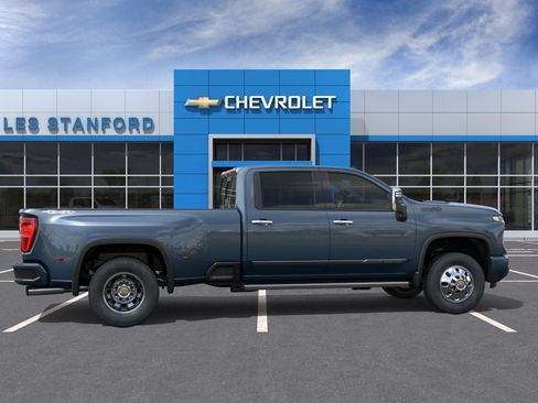 New 2026 Chevrolet Silverado 3500 High Country w/ High Country Premium Package AWD/4WD image 5