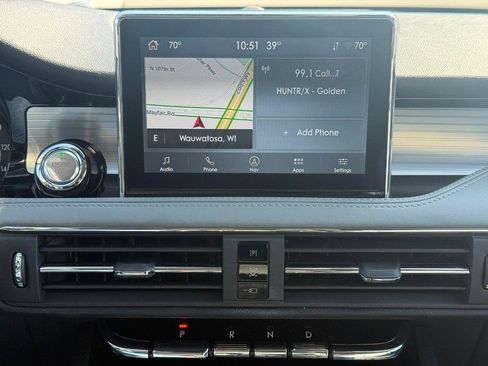 Certified 2022 Lincoln Corsair FWD w/ Equipment Group 101A image 14