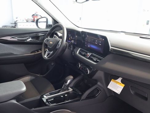 New 2026 Chevrolet TrailBlazer LT w/ Convenience Package image 34