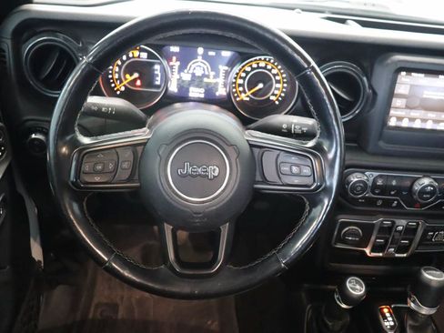Used 2020 Jeep Gladiator Sport AWD/4WD image 9