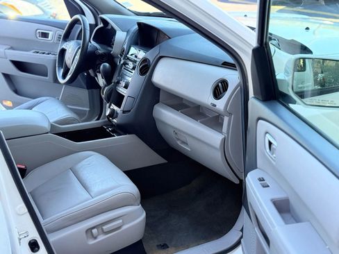 Used 2013 Honda Pilot Touring image 18