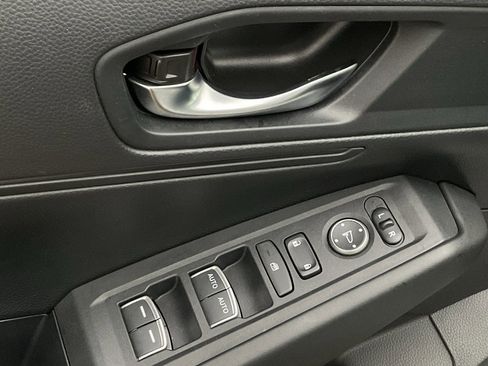 Used 2023 Honda Accord LX image 12