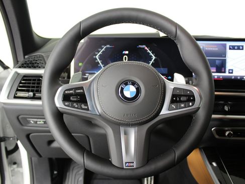 New 2026 BMW X5 sDrive40i w/ M Sport Package image 15