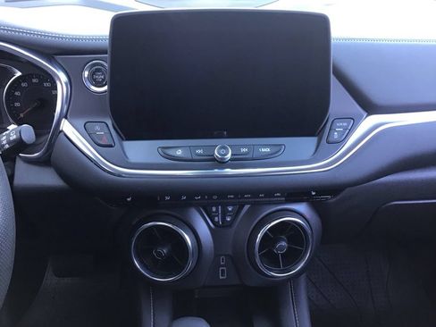 Used 2024 Chevrolet Blazer LT w/ Convenience Package FWD image 26