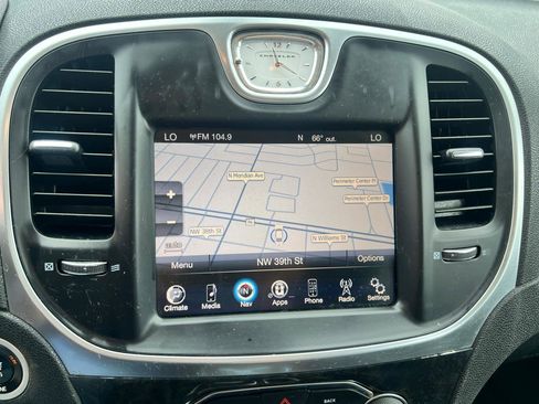 Used 2016 Chrysler 300 C AWD/4WD image 24