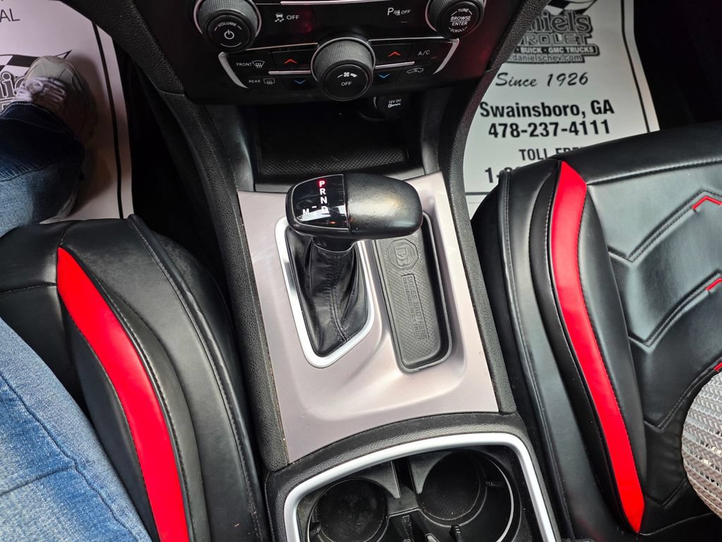 Used 2022 Dodge Charger SXT RWD image 31