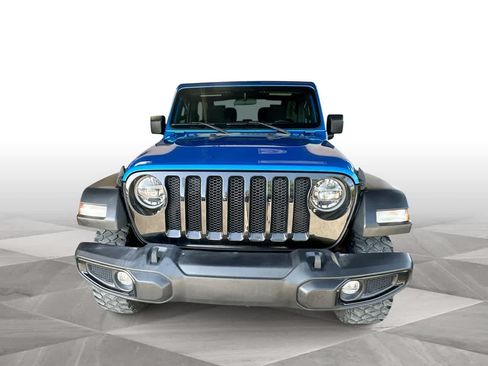 Used 2022 Jeep Wrangler Sport AWD/4WD image 3