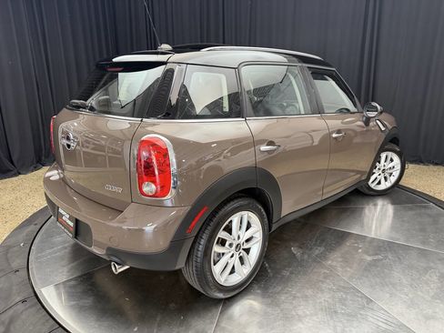 Used 2011 MINI Cooper Countryman image 7
