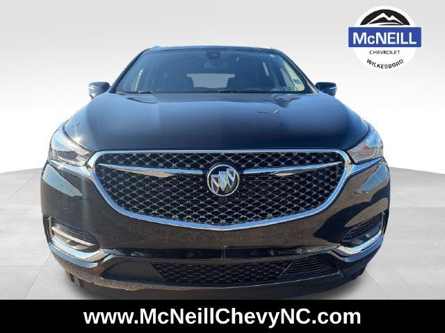 Used 2019 Buick Enclave Avenir w/ Avenir Technology Package AWD/4WD image 2