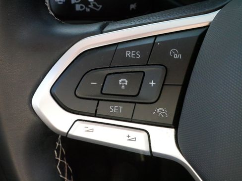 Certified 2024 Volkswagen Tiguan S image 25